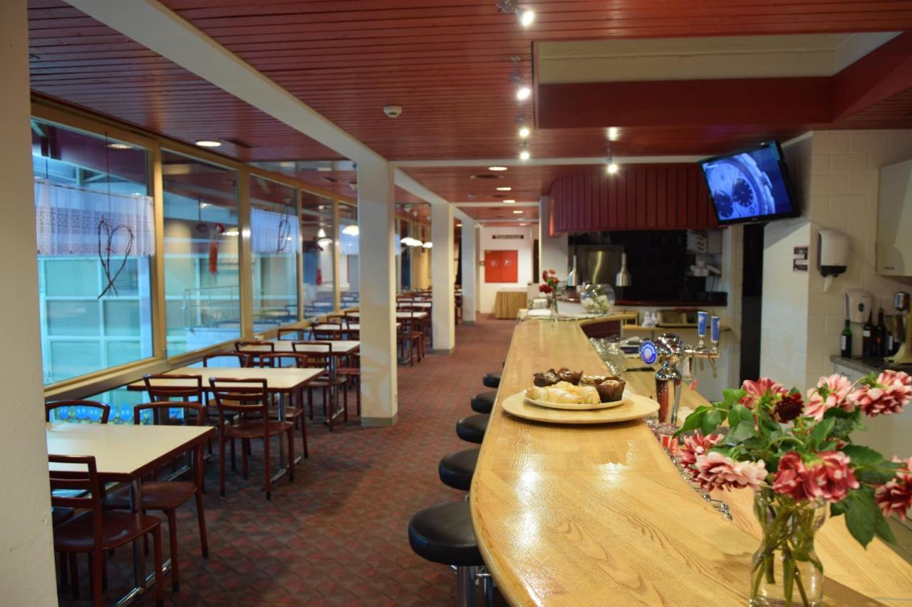 Campingplatz Mit Restaurant & Sportarena Leukerbad Εξωτερικό φωτογραφία